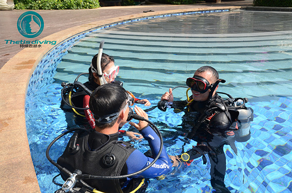 12/12正式上線！PADI 最新課程【休閑潛水員Resort Diver】 丨 一天拿證，潛遍全球